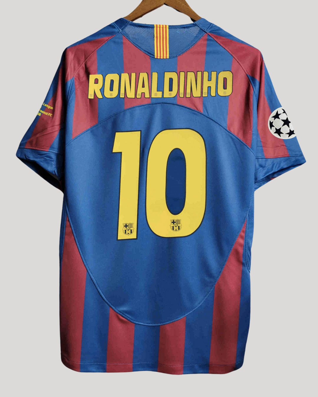 Ronaldinho FC Barcelona - Jersey Retro Final UEFA Champions League 05/06